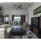 7117 50TH AVENUE CIR E