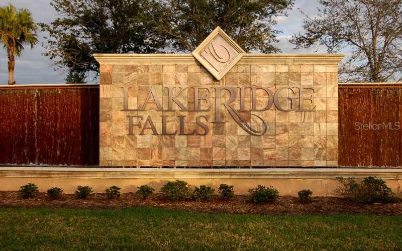 8022 VICTORIA FALLS CIR