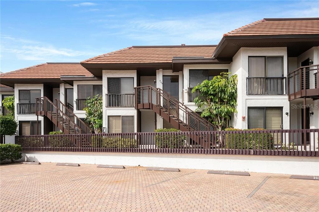 5393 GULF OF MEXICO DR #208