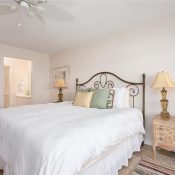 5393 GULF OF MEXICO DR #208