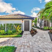 5634 PALMER CIR #203