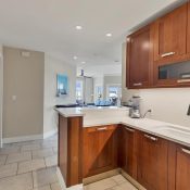 915 SEASIDE DR #512