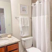5710 PALMER CIR #202