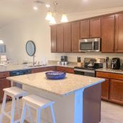 5710 PALMER CIR #202
