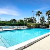 Listing MFR708387737