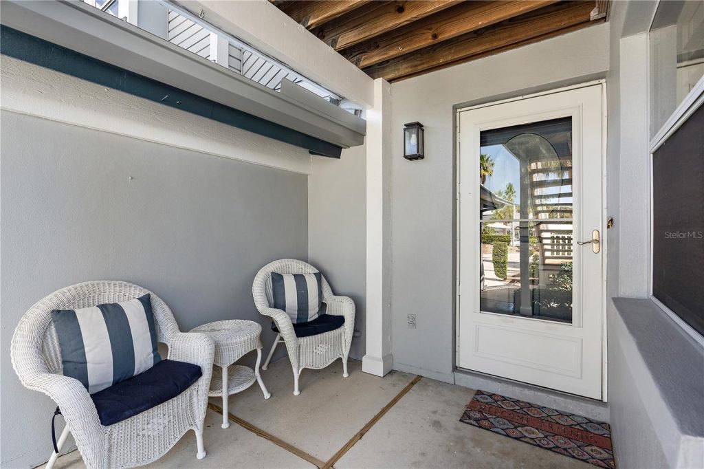 1374 SIESTA BAYSIDE DR #1374-D