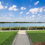 1389 SIESTA BAYSIDE DR #1389-F