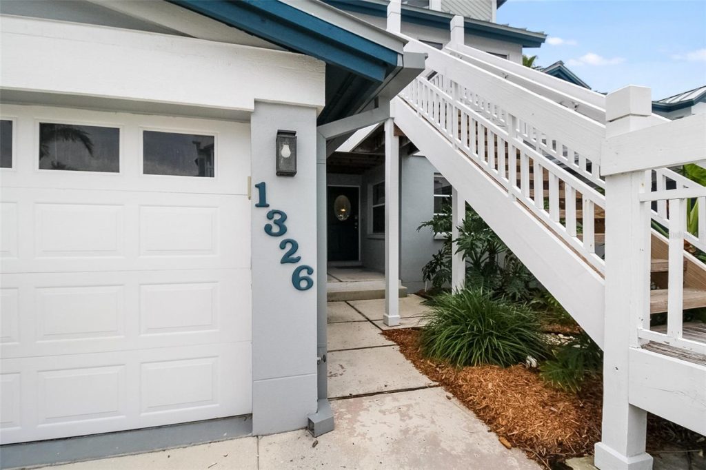 1326 SIESTA BAYSIDE DR #1326-D