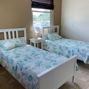 206 LAKEWOOD DR #206