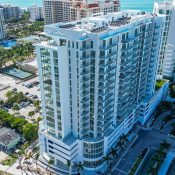 301 QUAY COMMONS DR #704