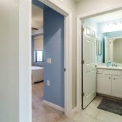 17810 GAWTHROP DR #207