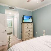 17810 GAWTHROP DR #207