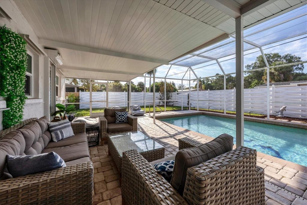 3126 BOUGAINVILLEA ST