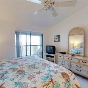 448 BOUCHELLE DR #305