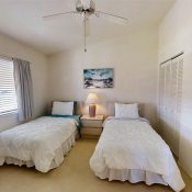 448 BOUCHELLE DR #305