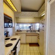 448 BOUCHELLE DR #305