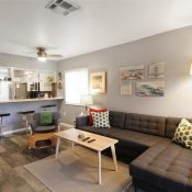 2124 N TAMIAMI TRL #101