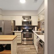 2124 N TAMIAMI TRL #101