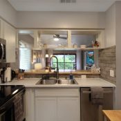 2124 N TAMIAMI TRL #101