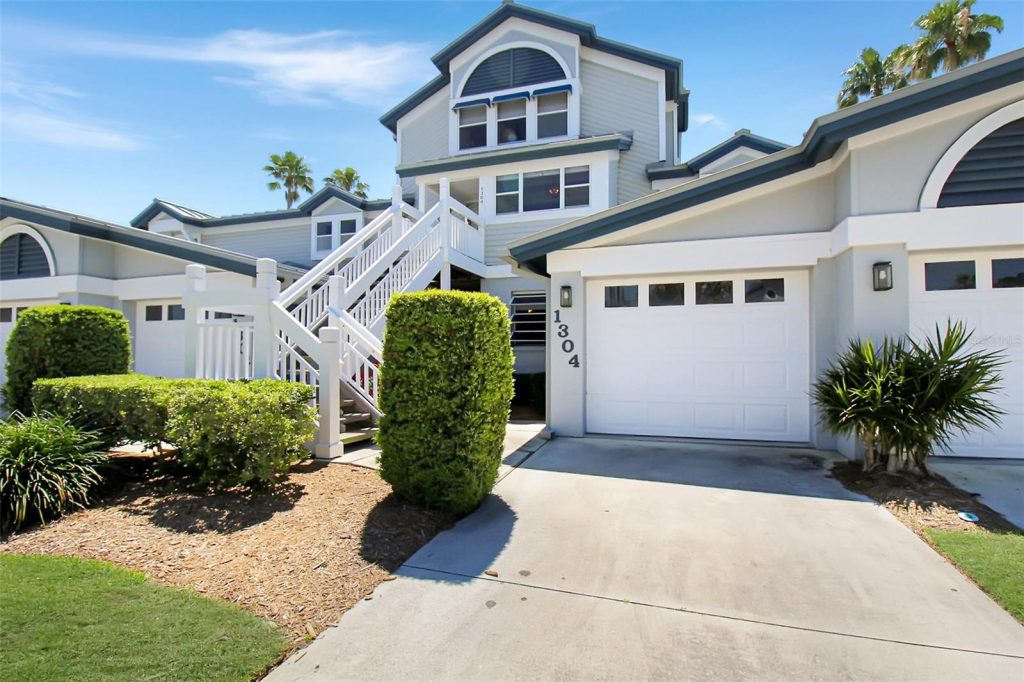 1304 SIESTA BAYSIDE DR #1304B